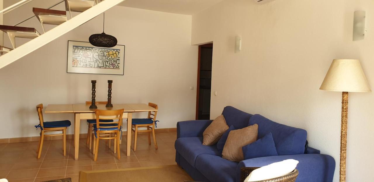 Fm Central Vila Apartment 카르보에이루 외부 사진