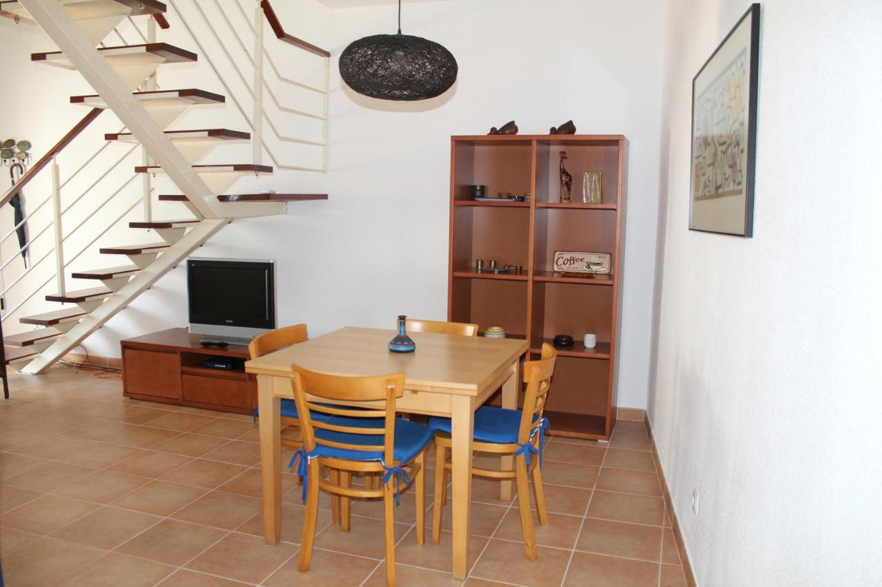 Fm Central Vila Apartment 카르보에이루 외부 사진